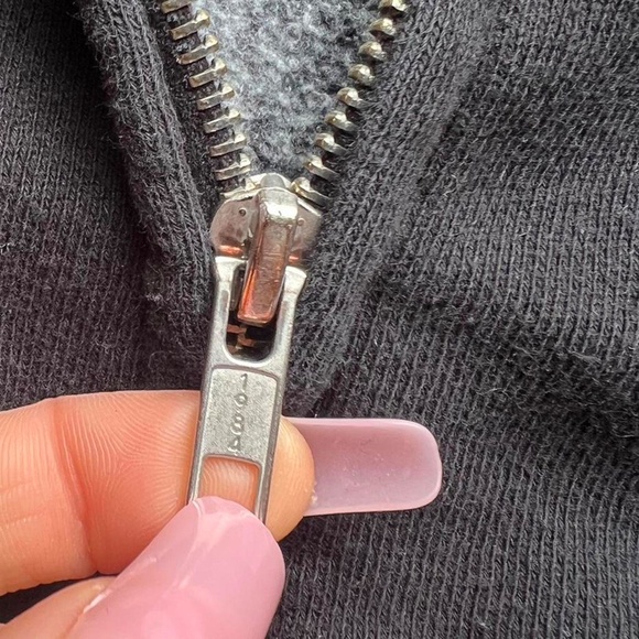 brandy melville black cropped "crystal" zip up hoodie - Picture 7 of 8